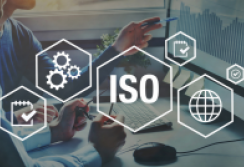 Attēls ar ISO standarta logo